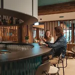 Matterhorn Hotel