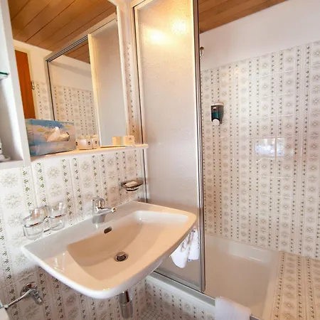 Matterhorn - Wellness & Dining - At Zermatt Shuttle Station