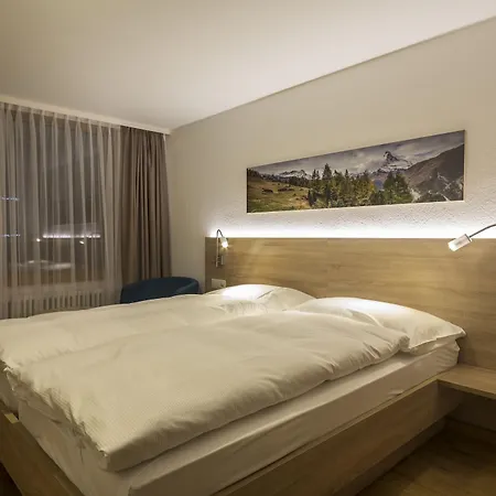 Matterhorn - Wellness & Dining - At Zermatt Shuttle Station 3*