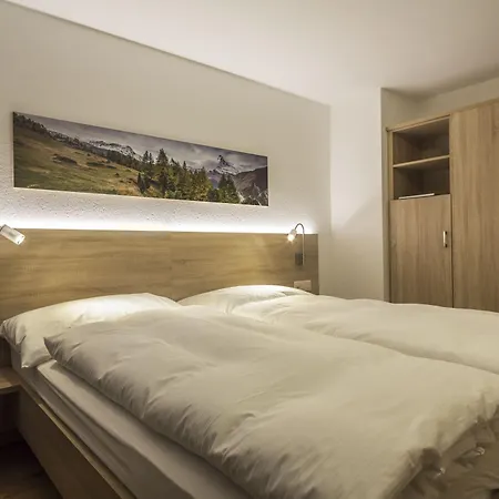 Matterhorn - Wellness & Dining - At Zermatt Shuttle Station