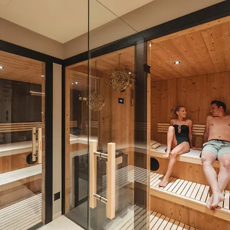 Hotel Matterhorn - Wellness & Dining - At Zermatt Shuttle Station