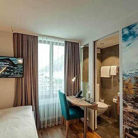 Hotel Matterhorn - Wellness & Dining - At Zermatt Shuttle Station 3*