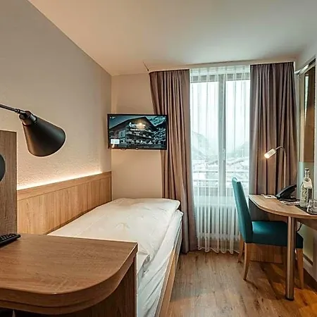 Matterhorn - Wellness & Dining - At Zermatt Shuttle Station 3* Täsch