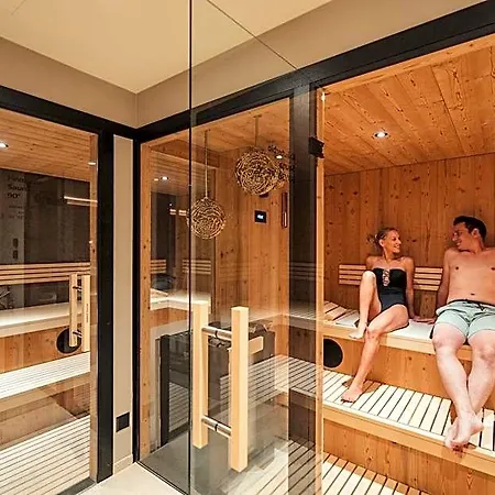 Matterhorn - Wellness & Dining - At Zermatt Shuttle Station 3* Täsch