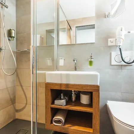 Otel Matterhorn Täsch